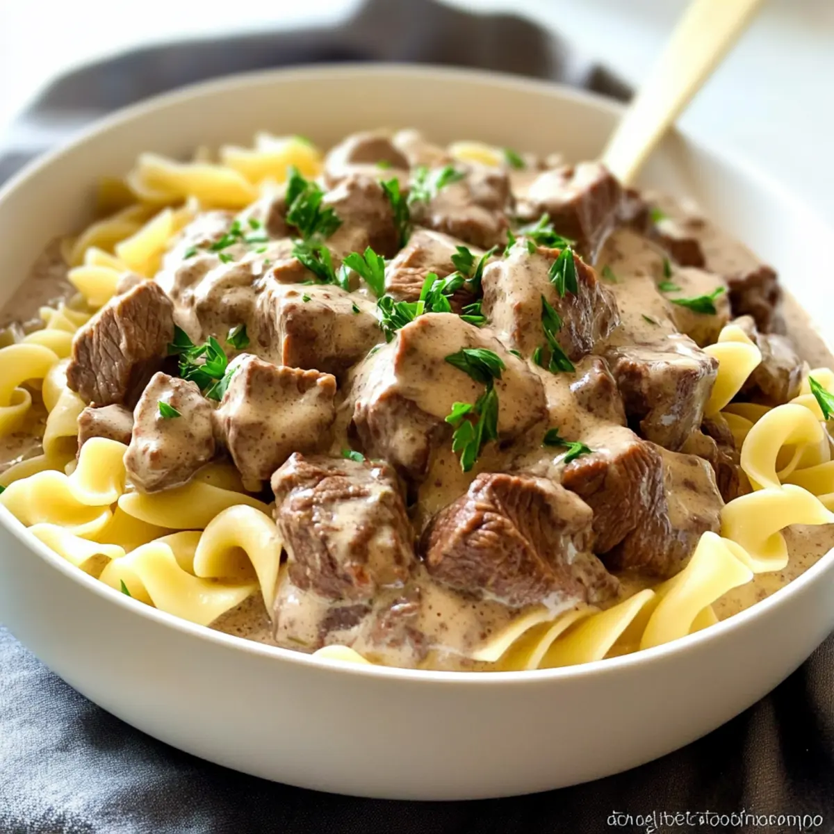 Slow Cooker Beef Stroganoff